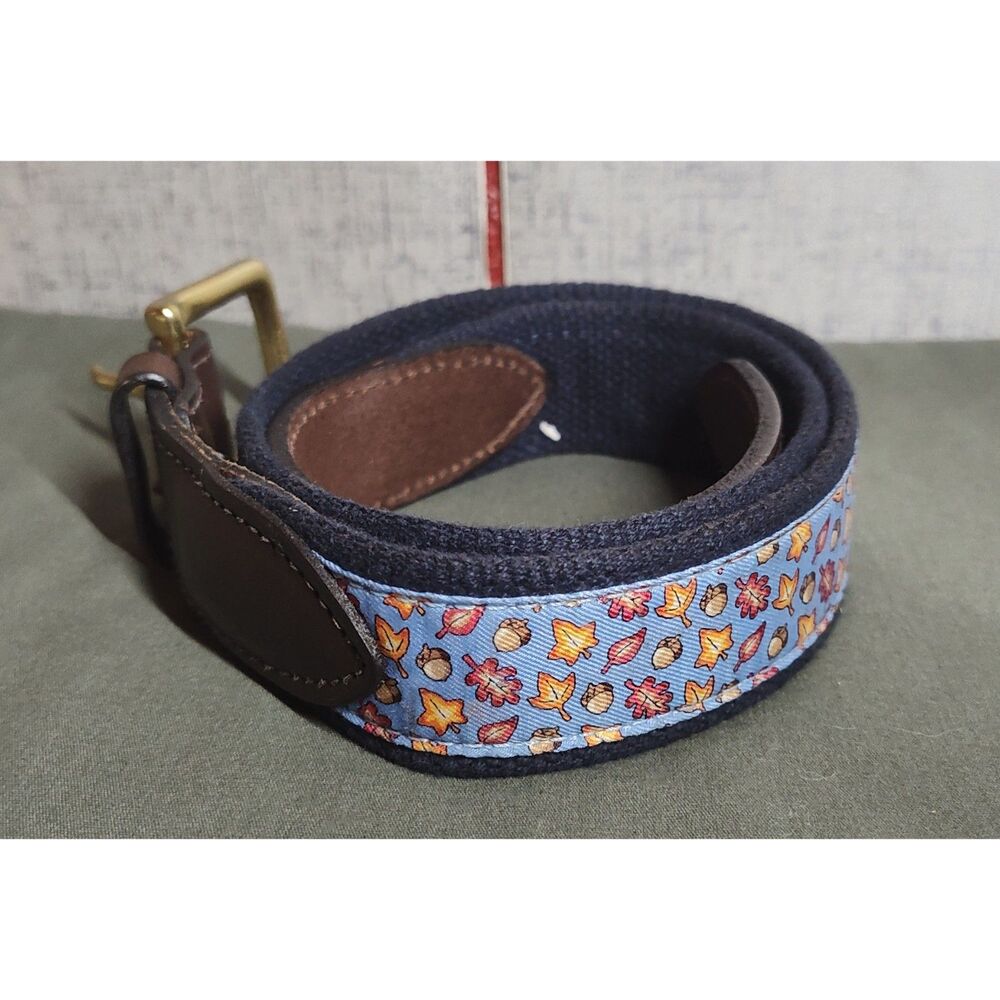 Vineyard Vines Autumn Leaves Pattern Belt